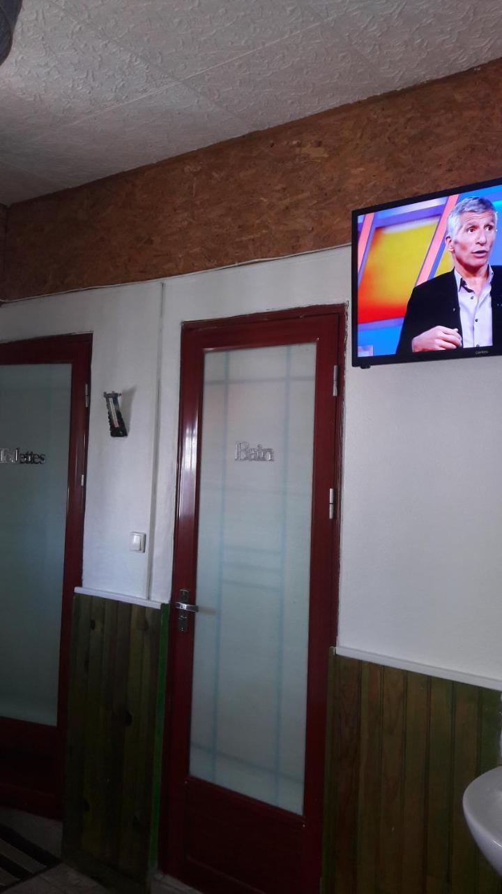 Auberge Bouloulou Boueni Екстериор снимка